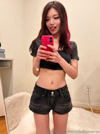 Chloehoeverse