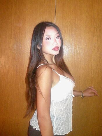 Full leaked Chloewaang private photo