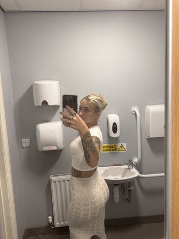 Full leaked Chloewxlker private photo