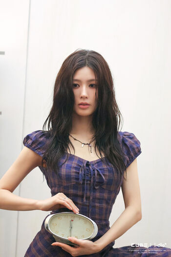 Cho Mi-yeon (Miyeon) - i-dle [(G)I-dle]