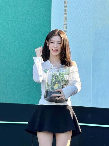 Full leaked Cho mi yeon page private photo
