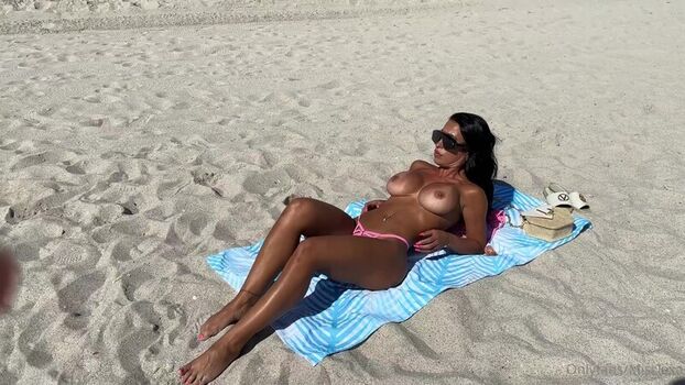 Full leaked Chris diamond private photo