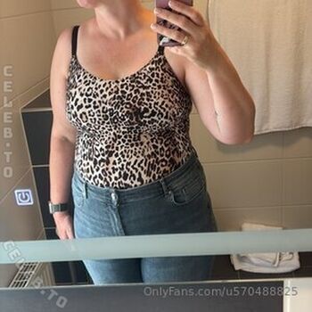Full leaked Chrissy private photo