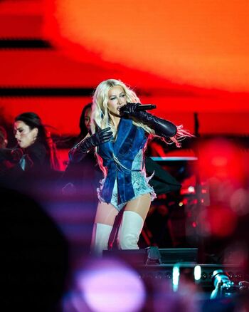 Full leaked Christina aguilera  page private photo