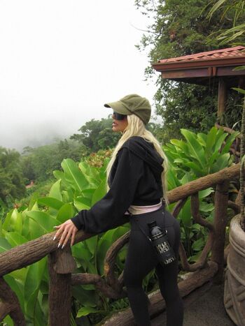 Full leaked Christina aguilera  page private photo