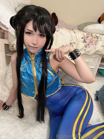 Full leaked Chun li cosplay private photo