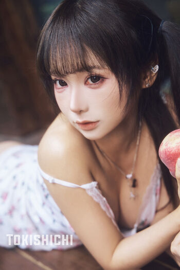 Full leaked Chunmomo page private photo