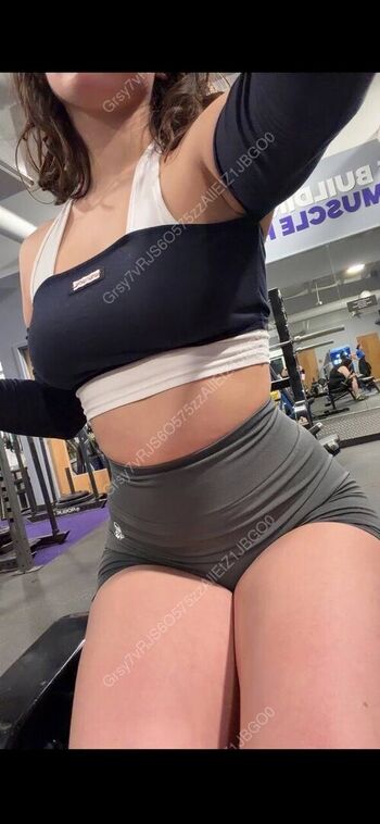 Full leaked Ciggybae  page private photo