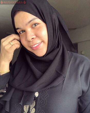 Full leaked Cikgumelati private onlyfans photo