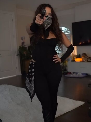Full leaked Cinnabrit private photo