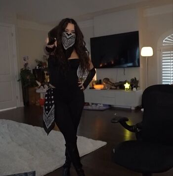 Full leaked Cinnabrit private photo