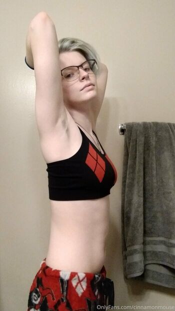 Full leaked Cinnamonmouse page private photo