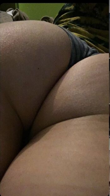 Full leaked Cinnamonxbuns private photo