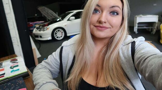 Full leaked Civicky private photo