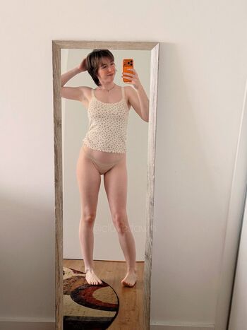 Full leaked Clverfawn private photo