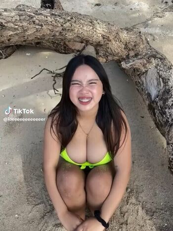 Full leaked Claire repollo private photo