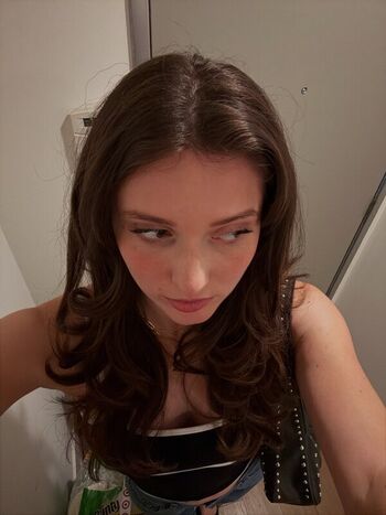 Full leaked Clairebellerice private photo
