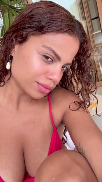 Full leaked Clara buarque private photo