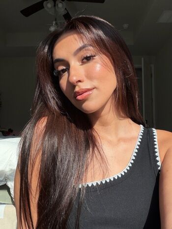 Full leaked Clara gomez private photo