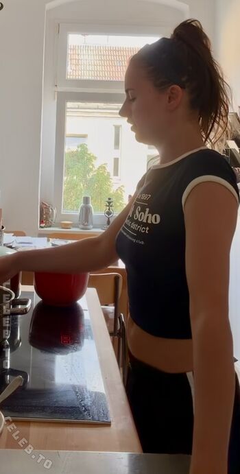 Full leaked Clara hunger private photo