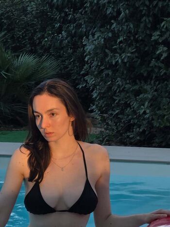 Full leaked Clara runaway page private photo