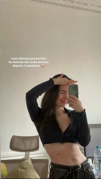 Full leaked Clara runaway private photo
