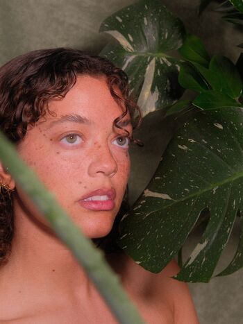 Full leaked Clara west private photo