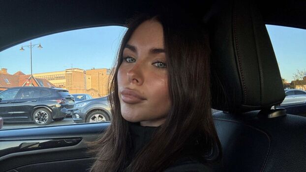 Full leaked Clarissa bea page private photo