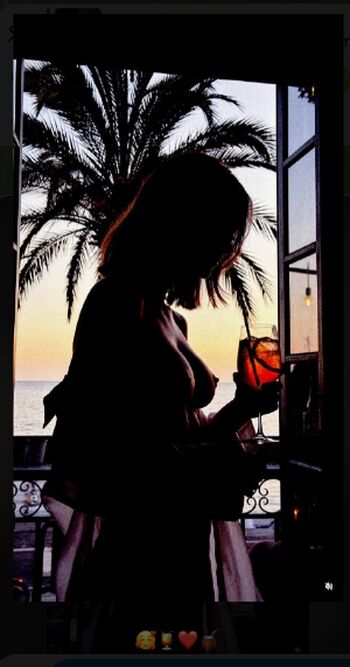 Full leaked Claudia xib private photo