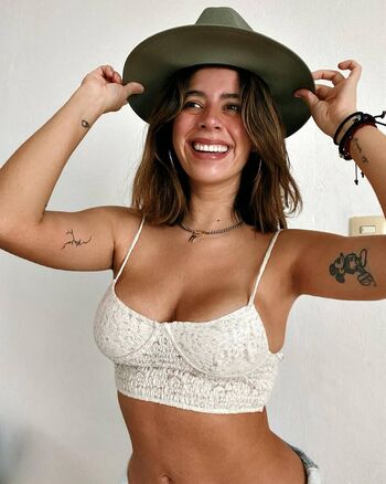 Full leaked Claudinavc private photo