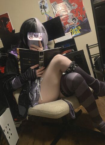 Full leaked Clicktoquinn private photo