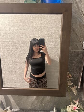 Full leaked Clo harrison private photo