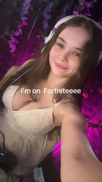 Full leaked Clumsy ori private photo