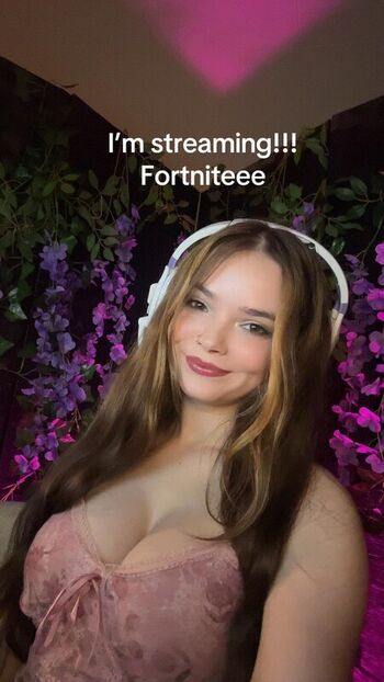 Full leaked Clumsy ori private photo