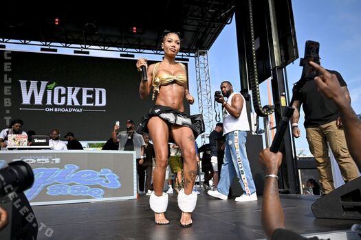 Full leaked Coi leray page private photo