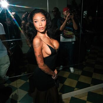 Full leaked Coi leray private photo