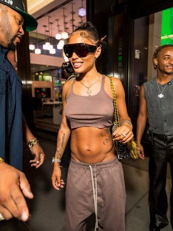 Full leaked Coi leray private photo