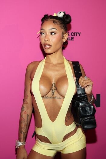 Full leaked Coi leray private photo