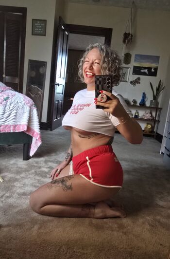 Full leaked Comemeetcamille private photo