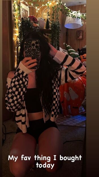 Full leaked Coraauroraa private photo