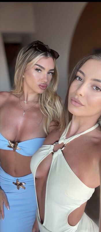 Full leaked Corinaboznea private photo