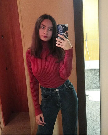 Full leaked Cos ty private photo