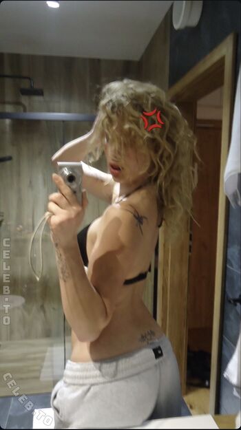 Full leaked Cosima chalk private photo