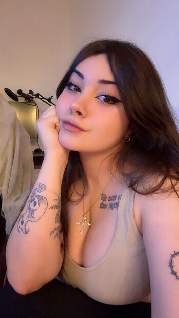 Full leaked Cosplaytsumiko private onlyfans photo