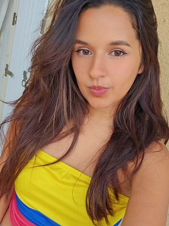 Full leaked Coucou candy private photo