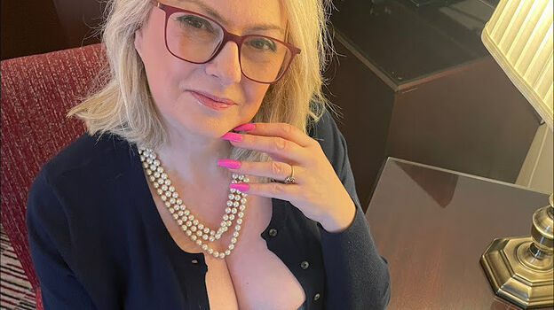 Courtesan Annabel