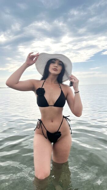 Full leaked Crisstianaa private photo