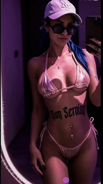 Full leaked Crx lady private photo