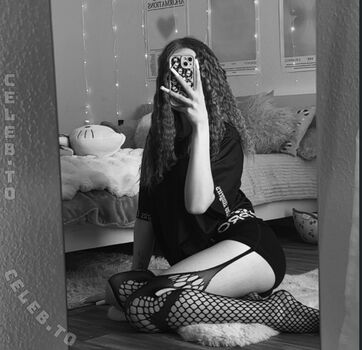 Full leaked Crystalmarykitty page private photo