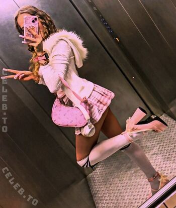 Full leaked Crystalmarykitty page private photo